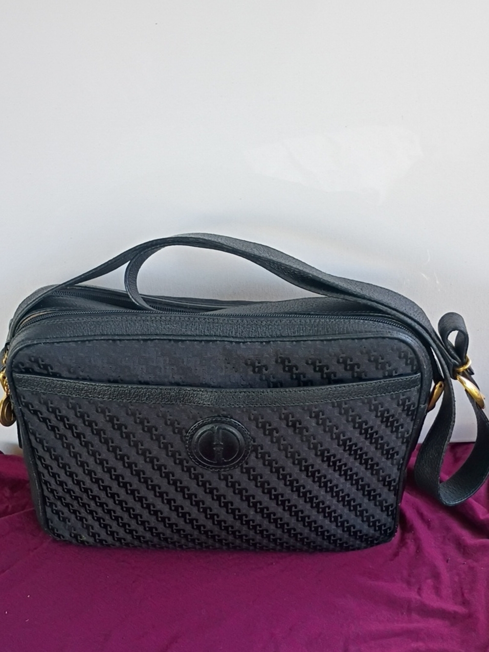 Vintage Gucci Double Compartment Crossbody